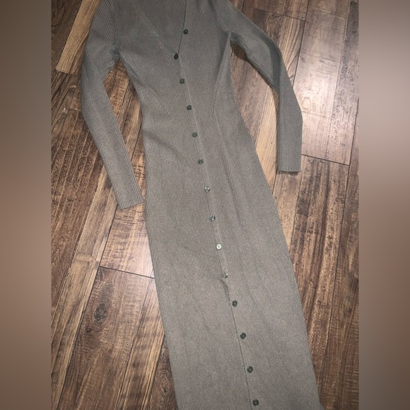 ABERCROMBIE & FITCH Button Up
Ribbed Midi Sweater Dress - Olive fall casual $120 - Picture 4 of 7